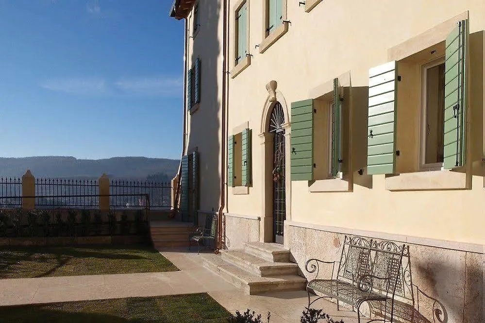 Hotel Villa Moron Negrar 3*,
