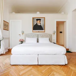 https://relais-donna-lucrezia.it-romehotels.com